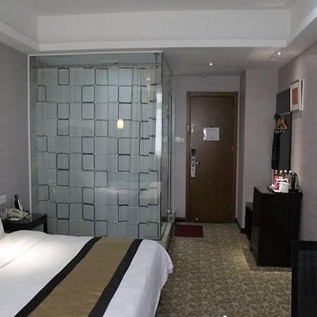 Nisi Hotel Ухан Екстериор снимка